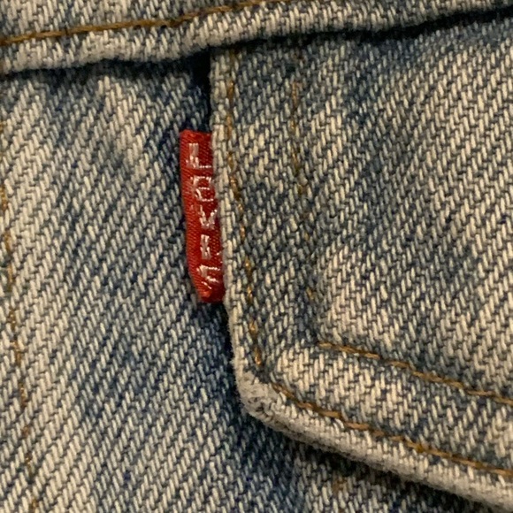 Vintage Levi’s Denim jacket - Picture 8 of 10